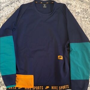 Nike NSW Crewneck Sweater